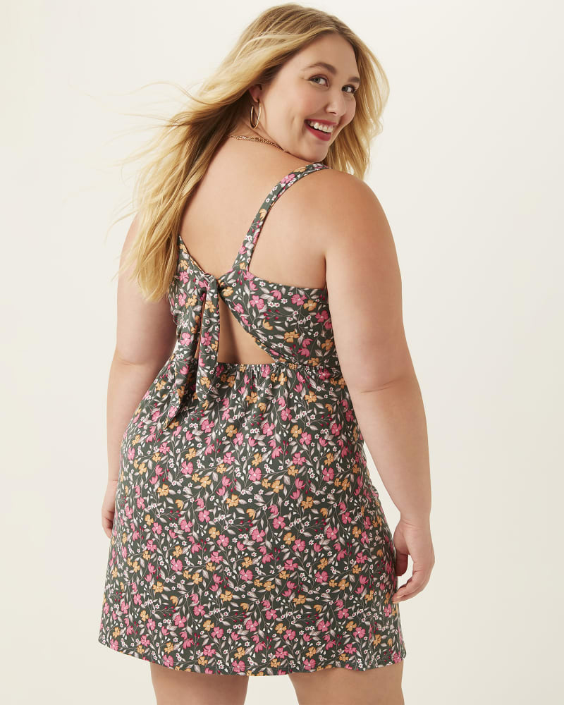 Back of plus size  by Gilli | Dia&Co | dia_product_style_image_id:167789